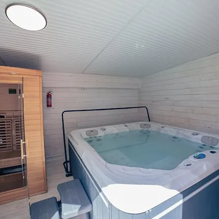 Pool-spa-sauna, 25 People, 5 Min Ocean Dom wakacyjny *